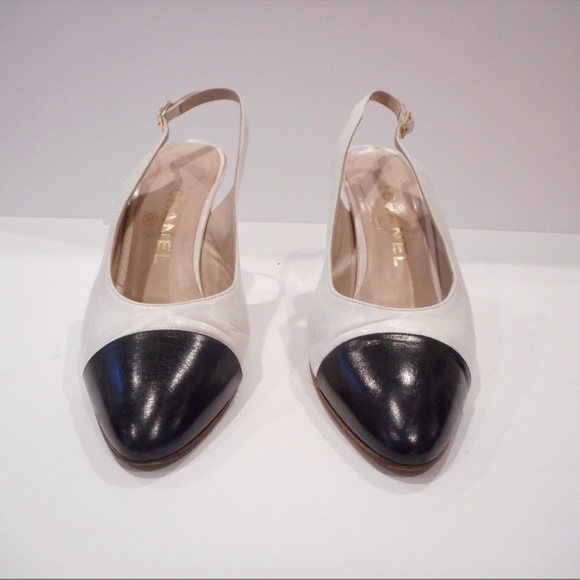 Chanel White Vintage Black Cap Toe Heels - Picture 1 of 10